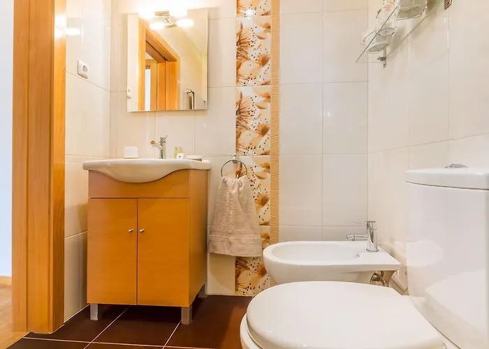 아파트 Camoes Executive Flat *